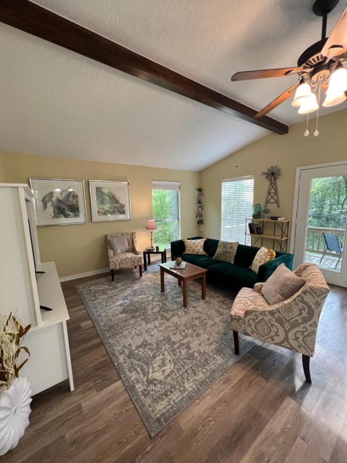 2 Bdrm Treehouse Hideout- Lake Conroe With Boat Ramp Montgomery Exterior photo