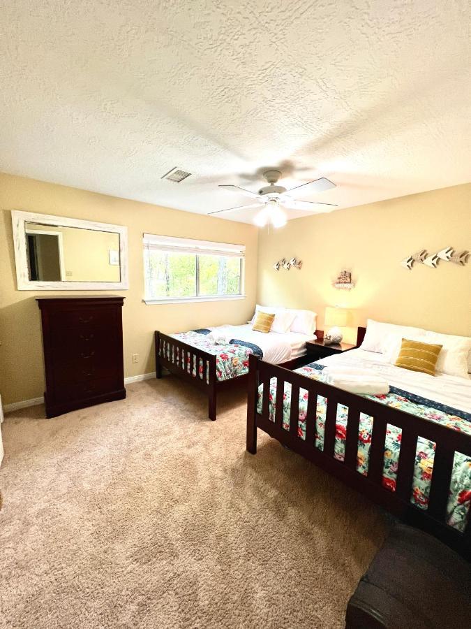2 Bdrm Treehouse Hideout- Lake Conroe With Boat Ramp Montgomery Exterior photo